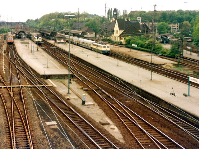 Unser Bahnhof – Blick vom Stellwerk zur langen Brücke  1980er Jahre